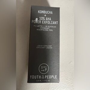 Youth to the People Kombucha + 10% AHA Power Exfoliant - Black